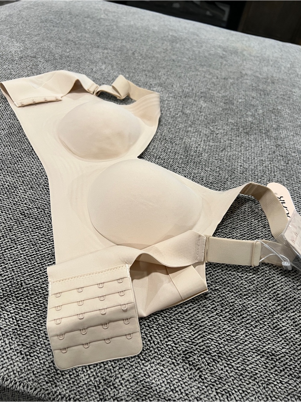 OEAK Seamless Beige T-Shirt Bra with Multi-Hook Back - S